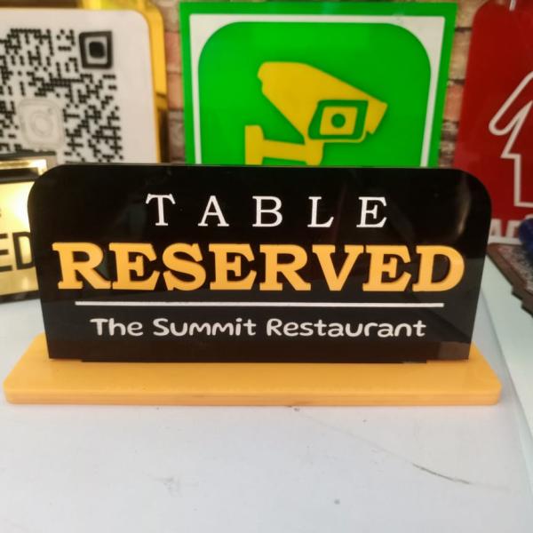Acrylic 2D Table Stand