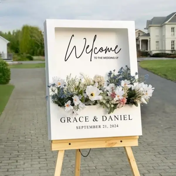 Flower Box Welcome Sign
